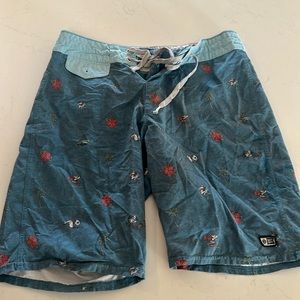 Salty crew board shorts